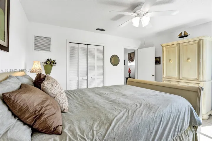 Second bedroom