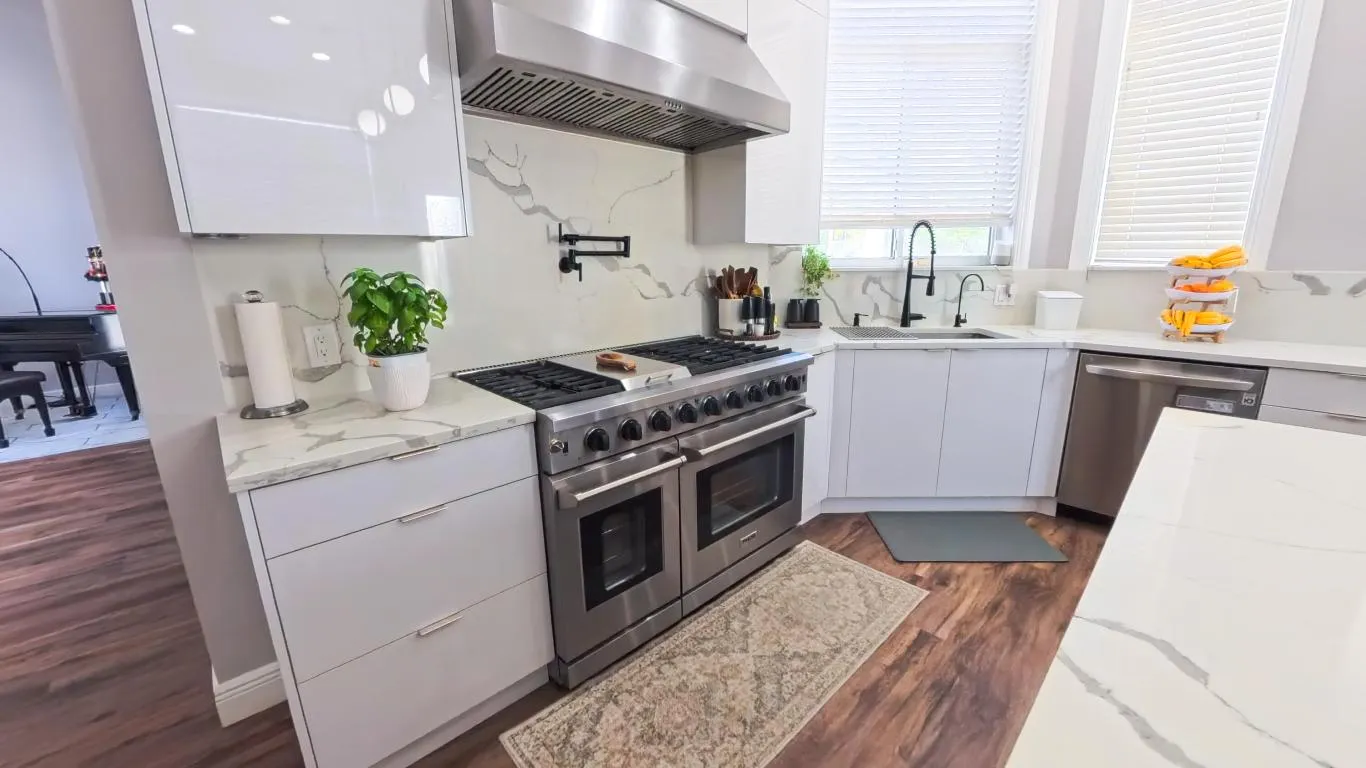Kitchen 3