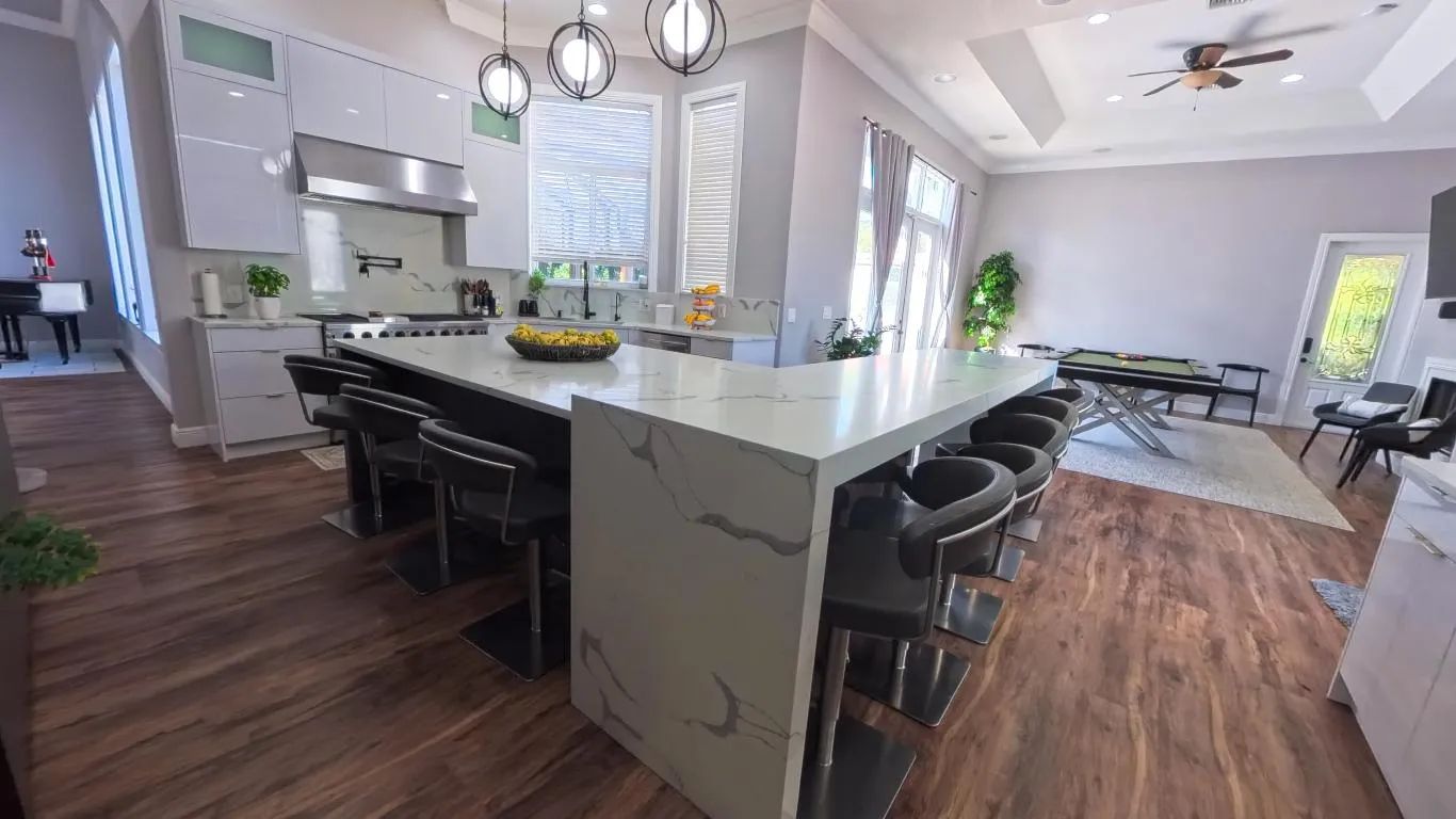 Kitchen 1