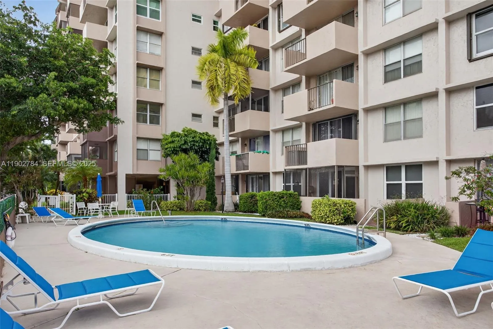 Buildings Pool