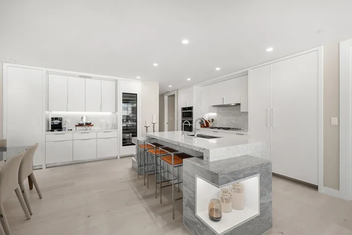 010-3550SouthOceanBoulevard-PH-PalmBeach