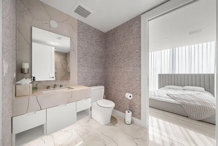 Custom Enclosed Den/"Third Bedroom" Ensuite Bathroom