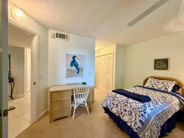 Guest Bedroom4