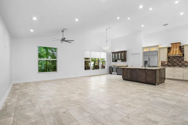 014-15535SunwardStreet-Wellington-FL-334