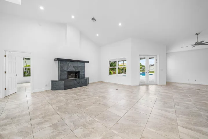 002-15535SunwardStreet-Wellington-FL-334