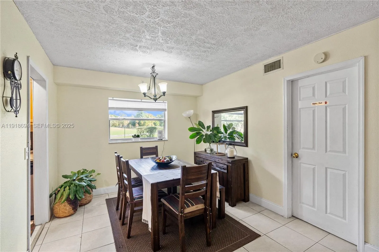 Dining Room Area