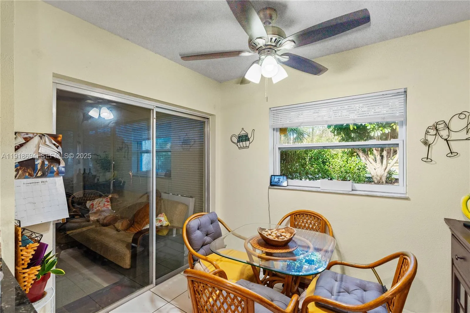 Breakfast Nook