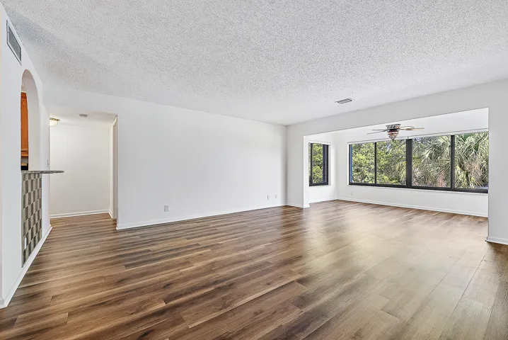 Living/Dining