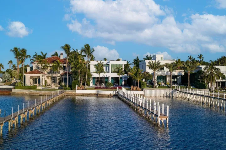 807 N Atlantic Drive - LTRE8W(56)
