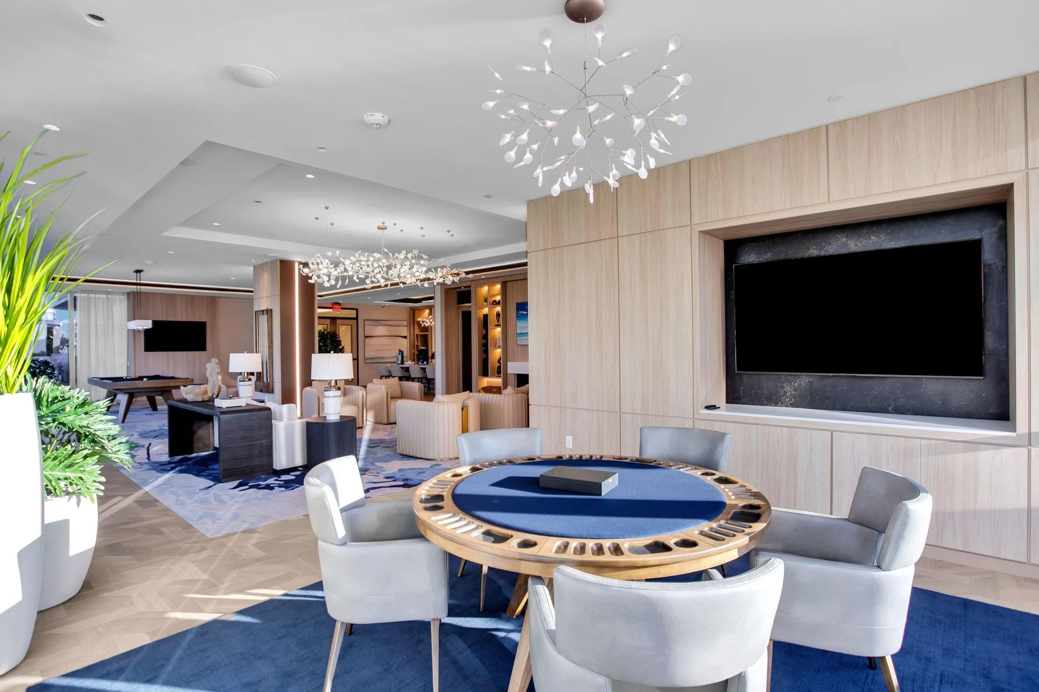 The Wave Entertainment Lounge
