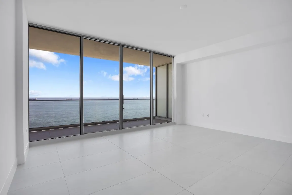 Oceanfront Owner’s Suite