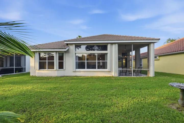 44-web-or-mls-665-sw-lake-charles-cir