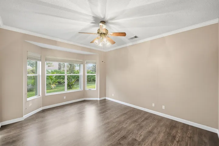 27-web-or-mls-665-sw-lake-charles-cir