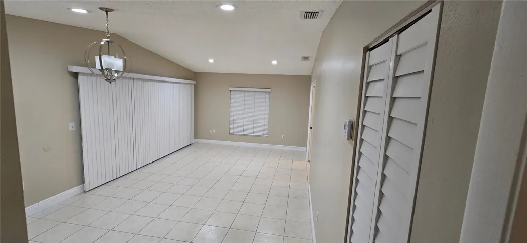 Living/Dining area
