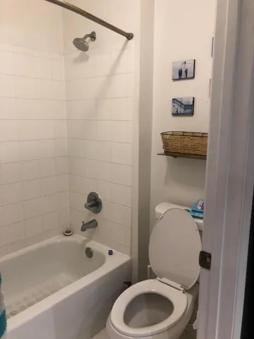 8b - Bath 1