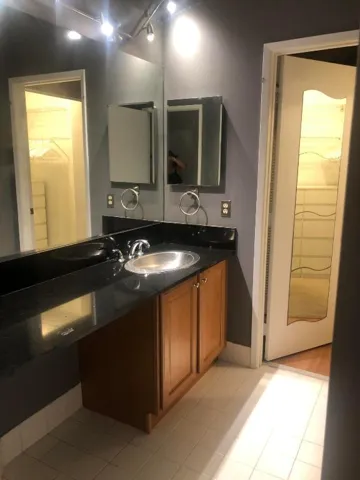 8 - Bath 1