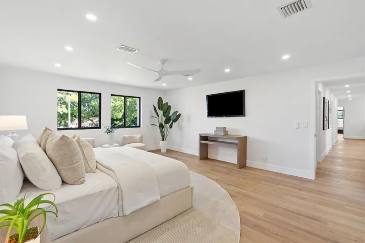 Upstairs Second Primary Suite