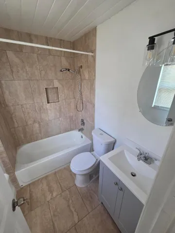 BATHROOM ZOOMED OUT