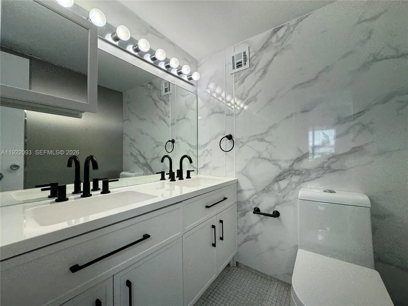 Property photo 102