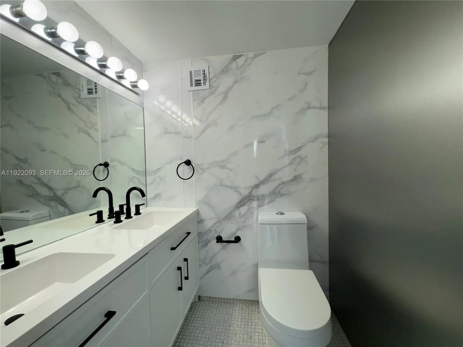 Property photo 98