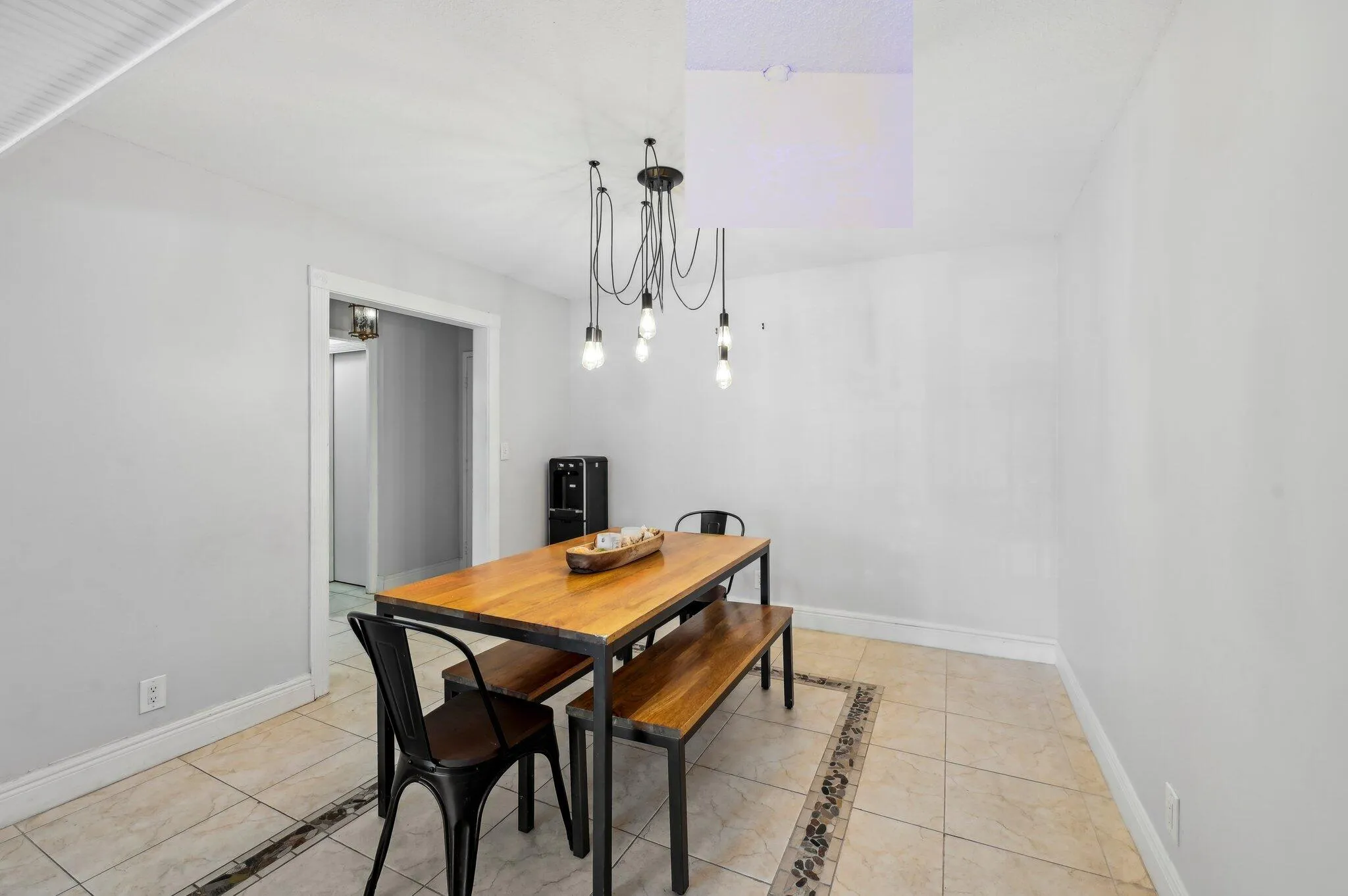 6-web-or-mls-N Ocean Blvd 215-1604-004