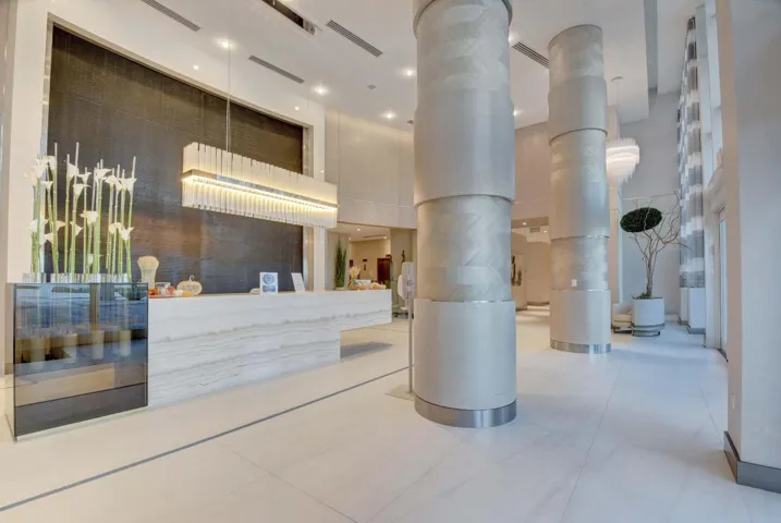 Akoya Lobby