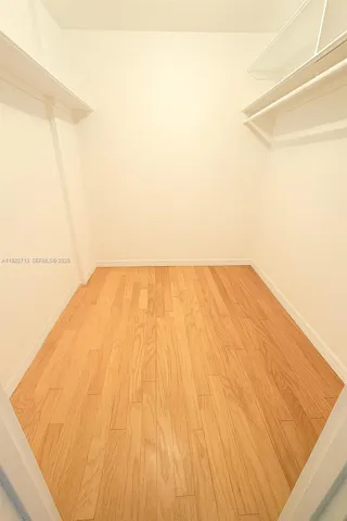 walking closet