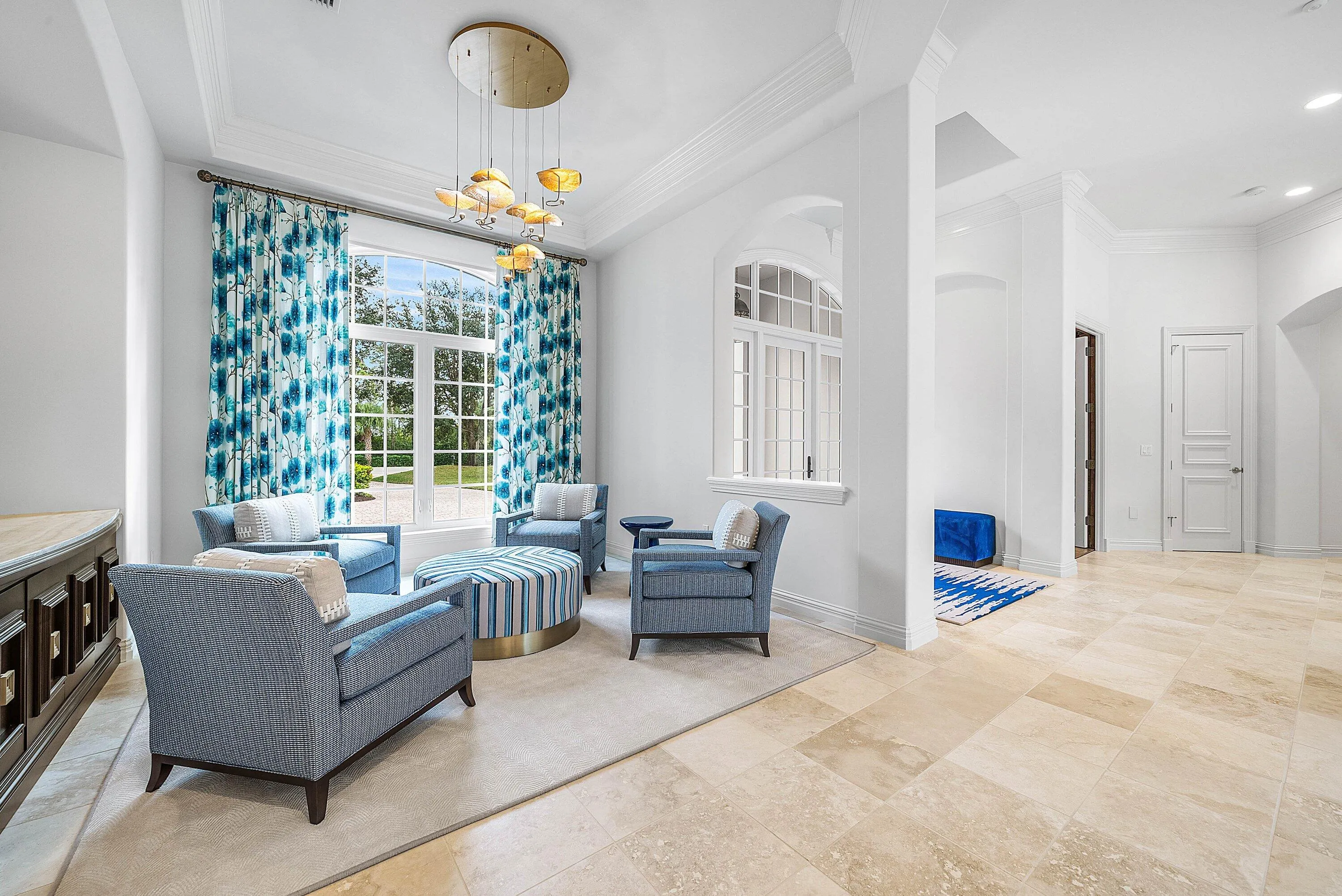 Conversation Sitting Area