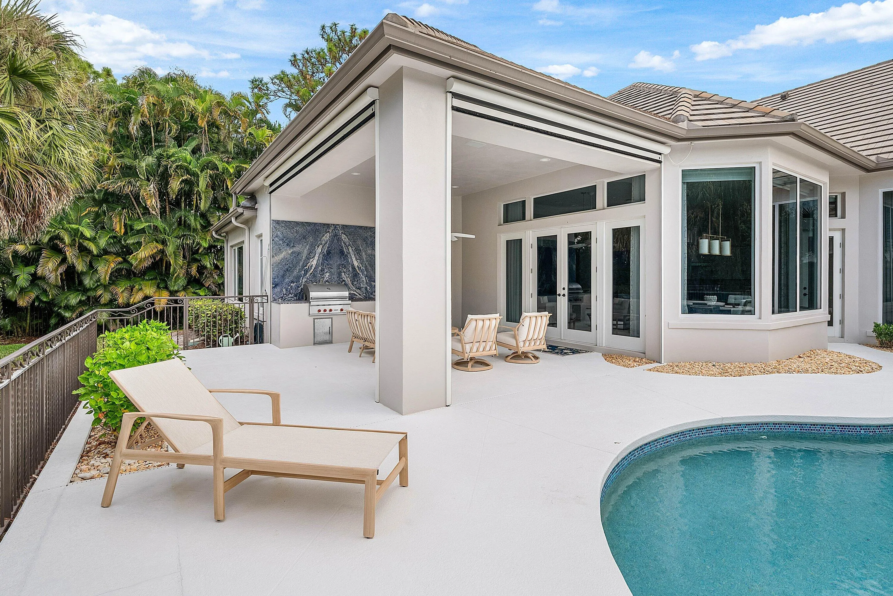 Open Lanai