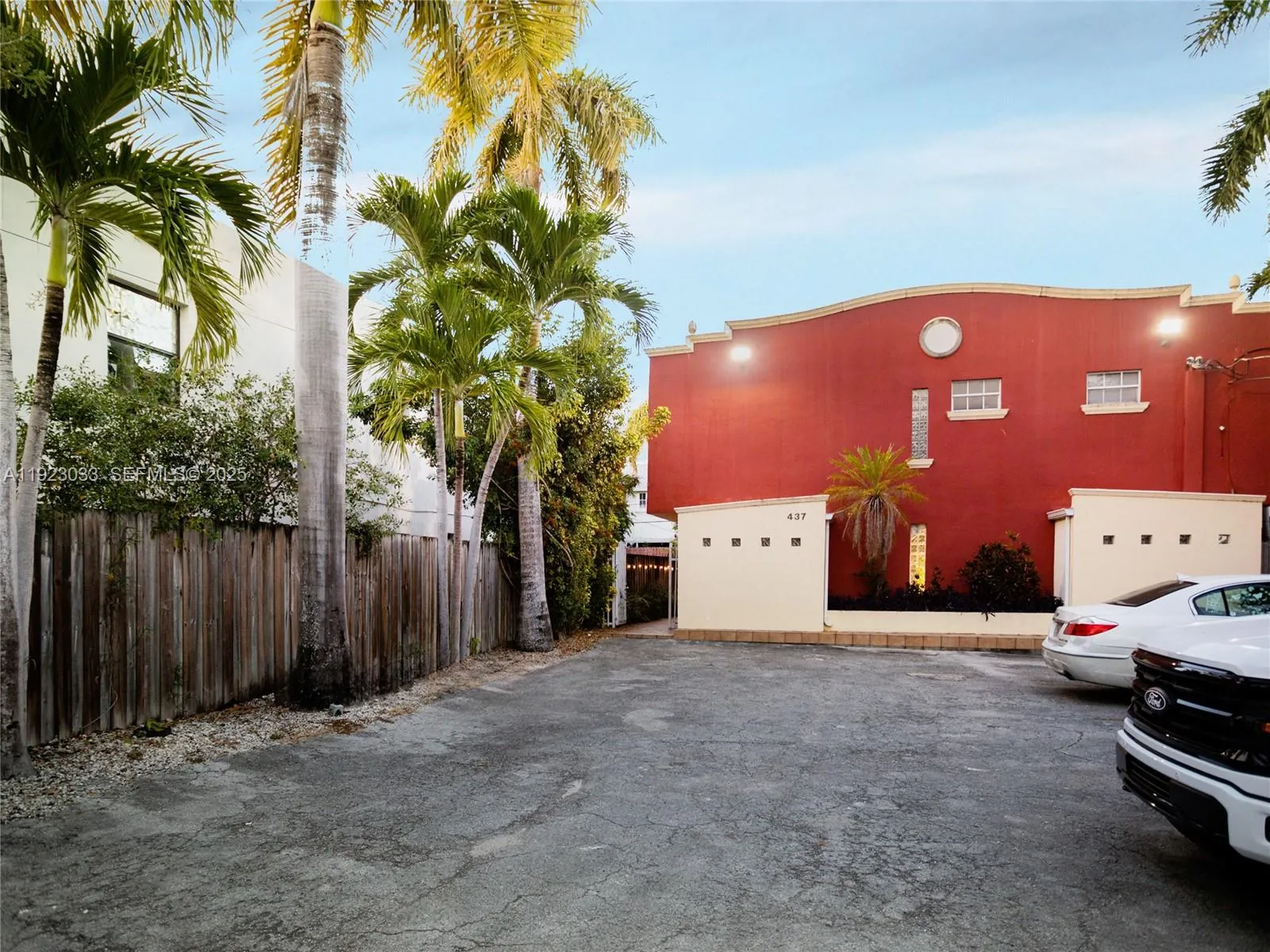 Property photo 35