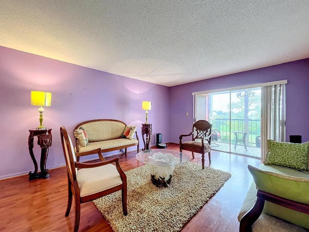Living room 2