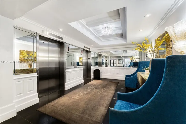 Lobby Elevator