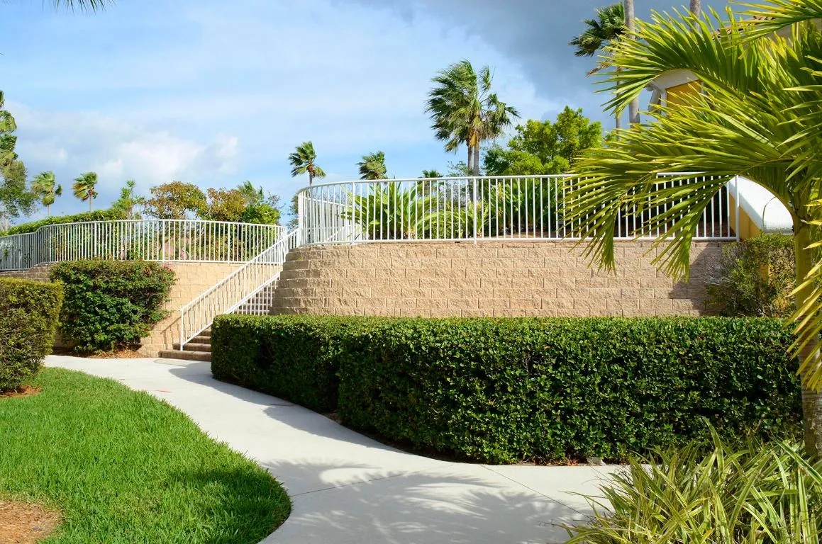 Property photo 43