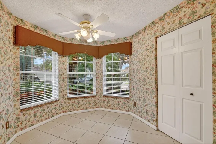 CAFE AREA AND PANTRY
