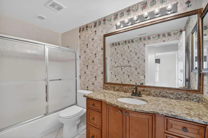 2ND BATHROOM