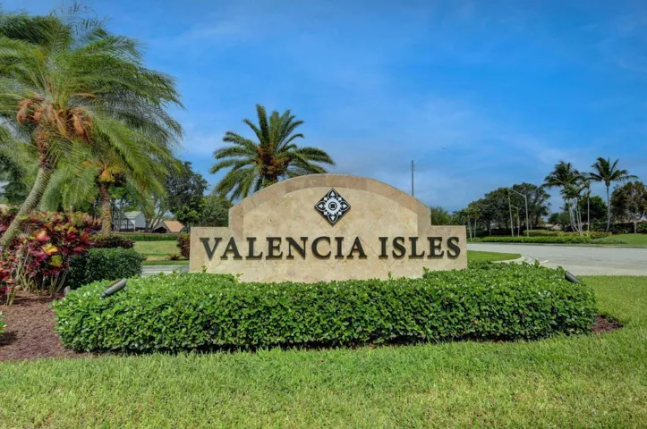 58-web-or-mls-38_valencia isles (0)