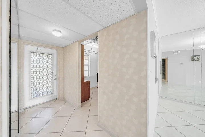13 Kitchen (1)