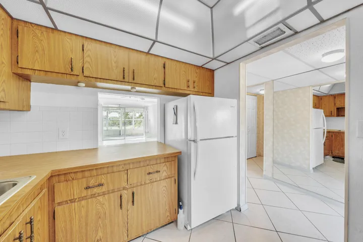 13 Kitchen (5)