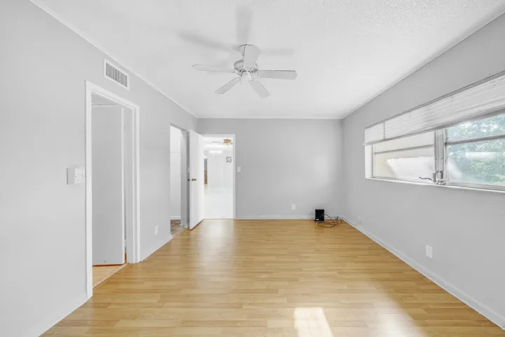 5 Primary Bedroom (2)