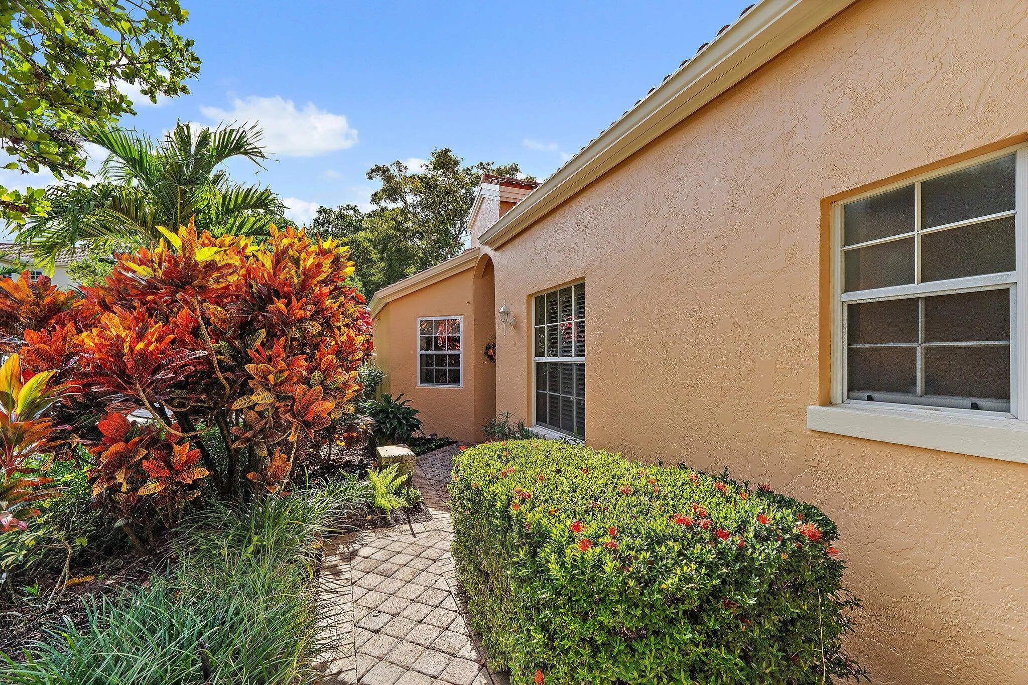 006-45ViaVerona-PalmBeachGardens-SMALL