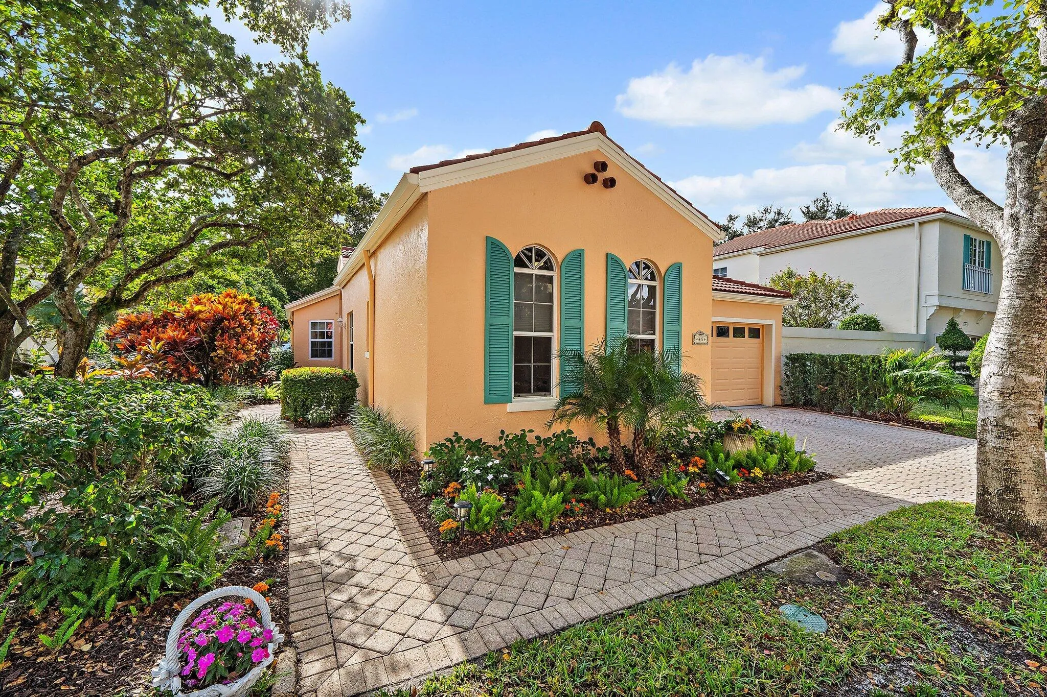 005-45ViaVerona-PalmBeachGardens-SMALL
