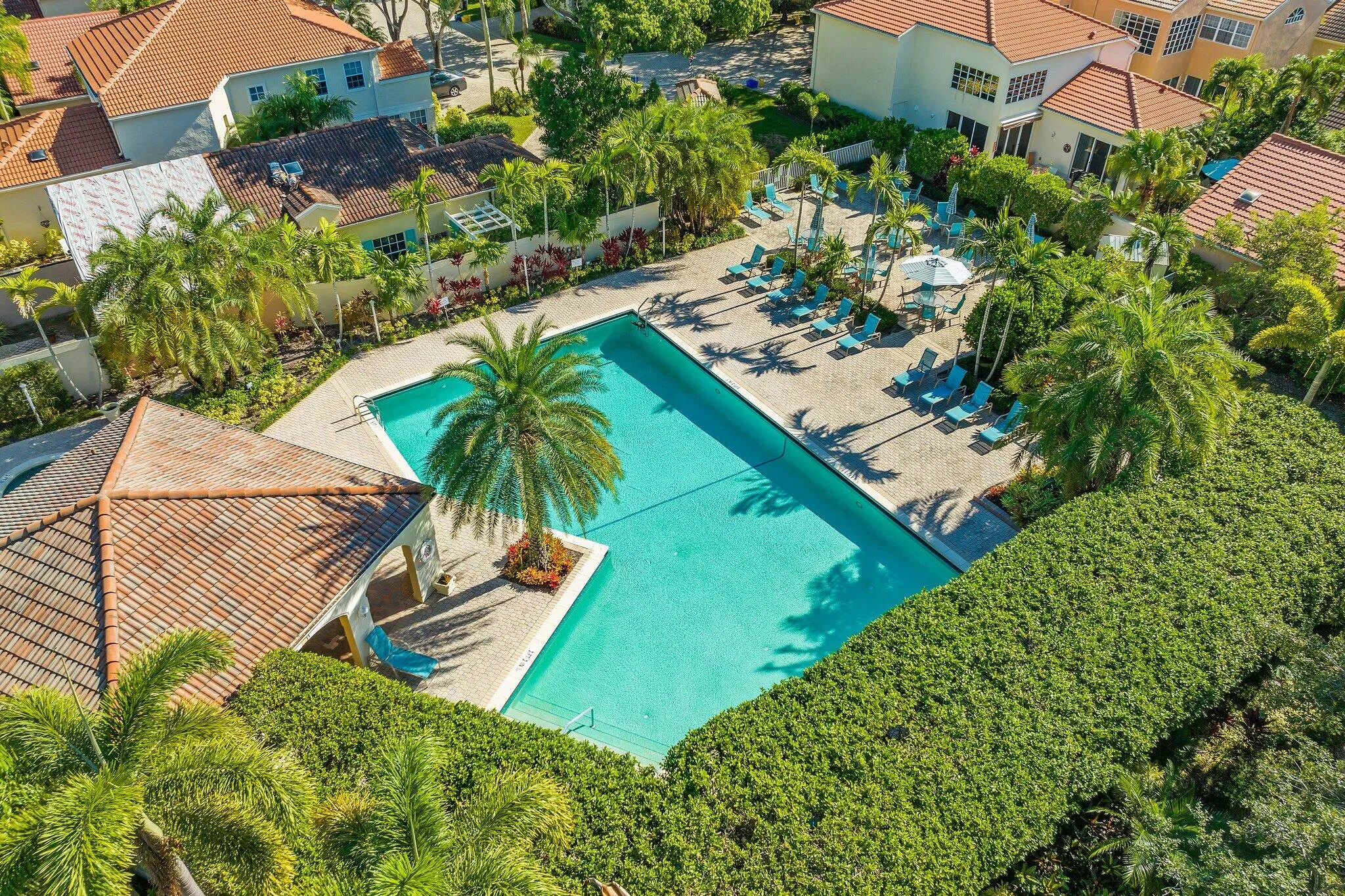 046-45ViaVerona-PalmBeachGardens-SMALL
