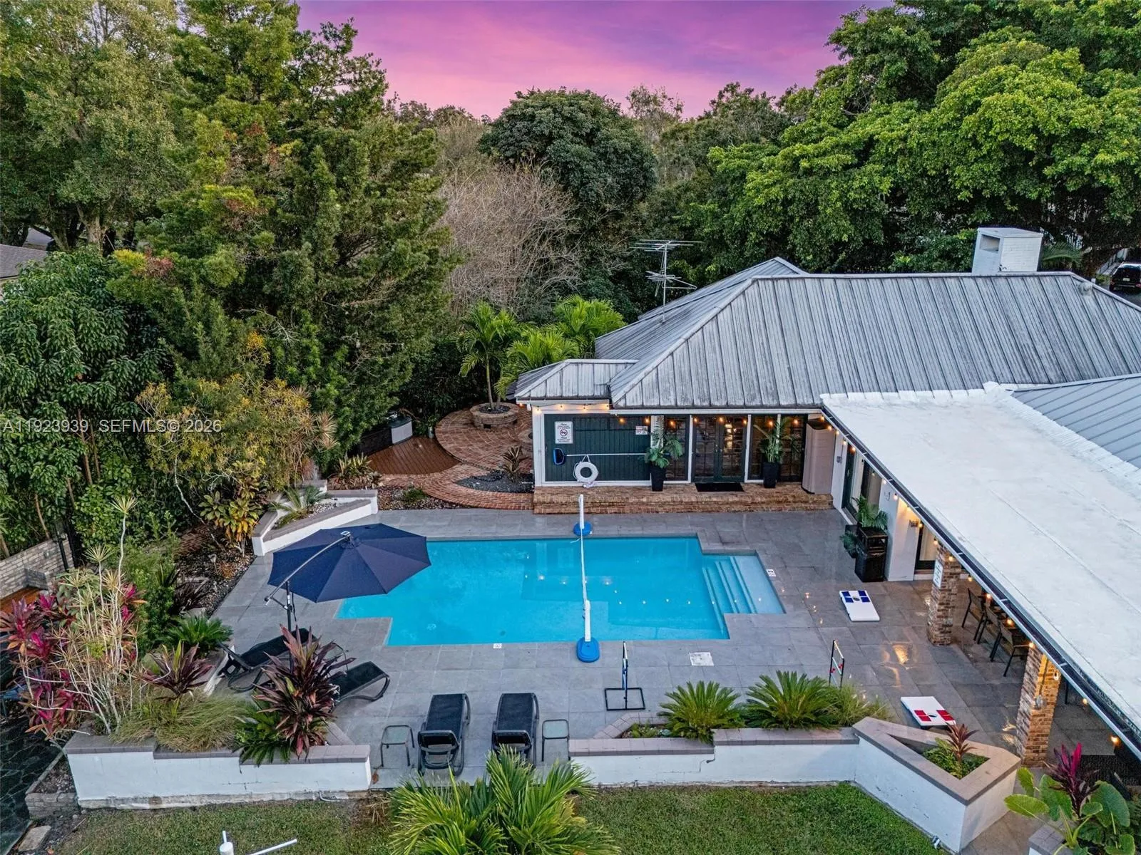 Property photo 100