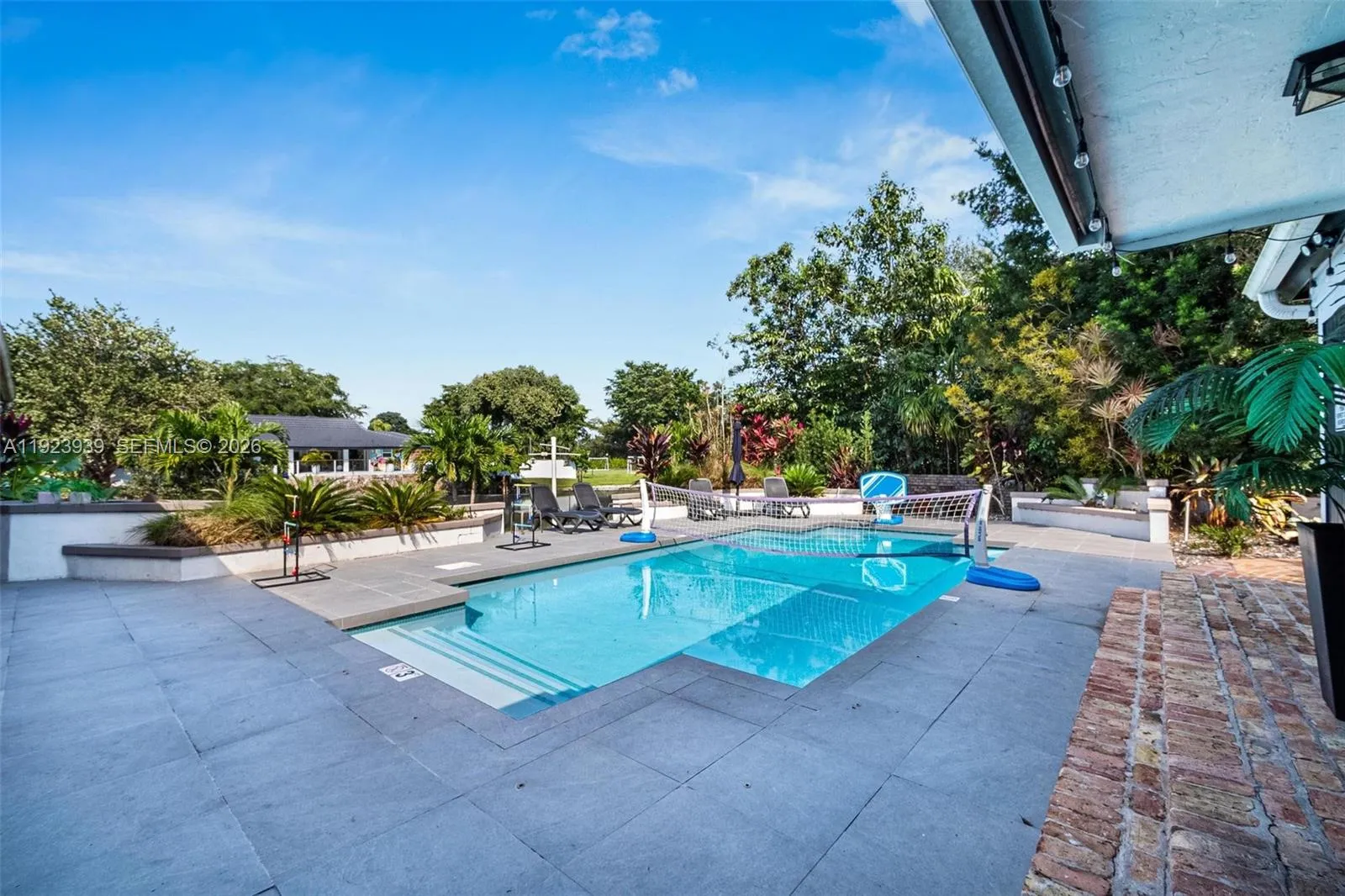 Property photo 77