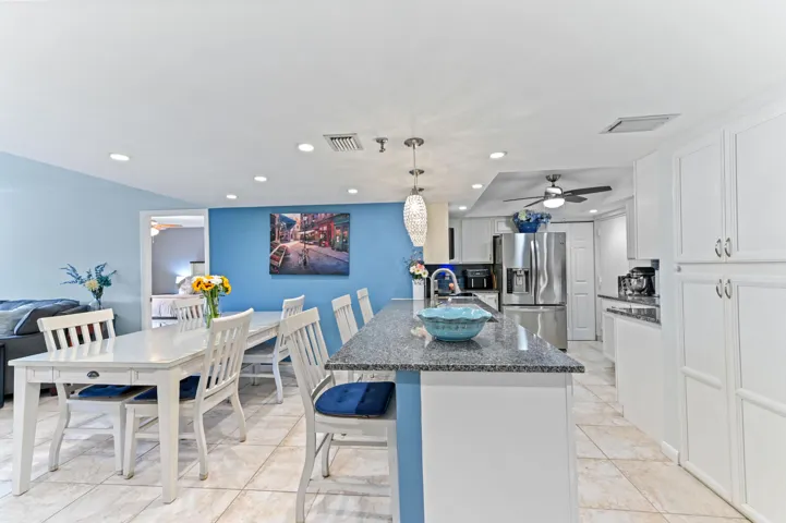 Kitchen and Diningroom