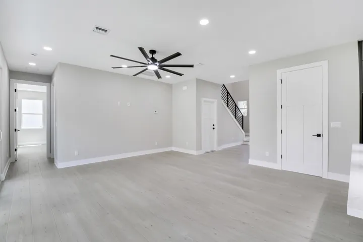 House3-42