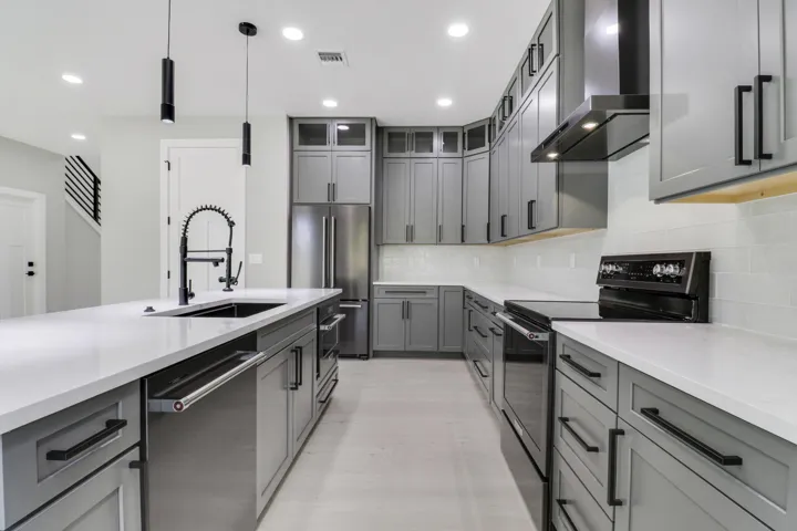 House3-48