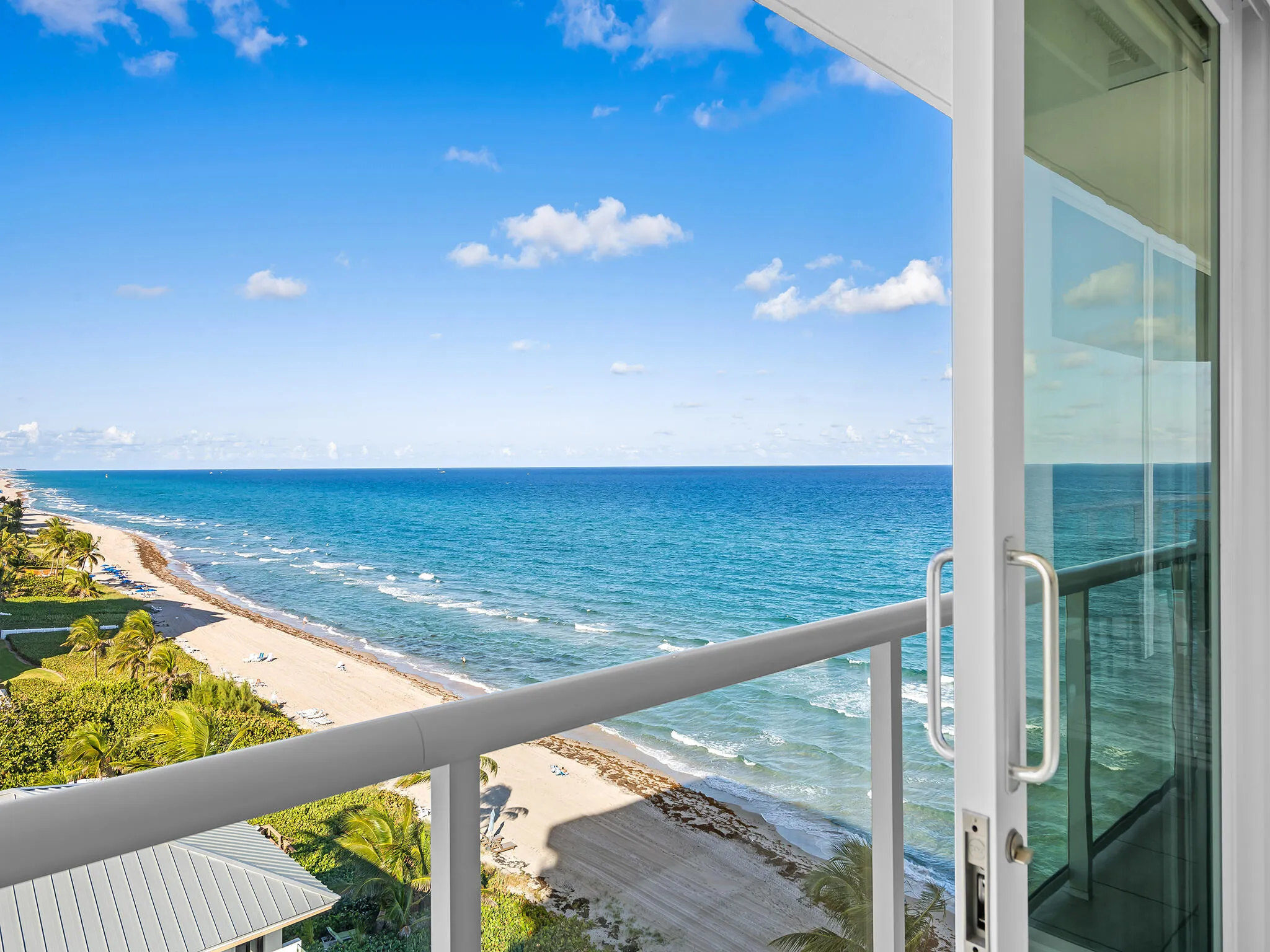 Guest room 2 balcony access and view