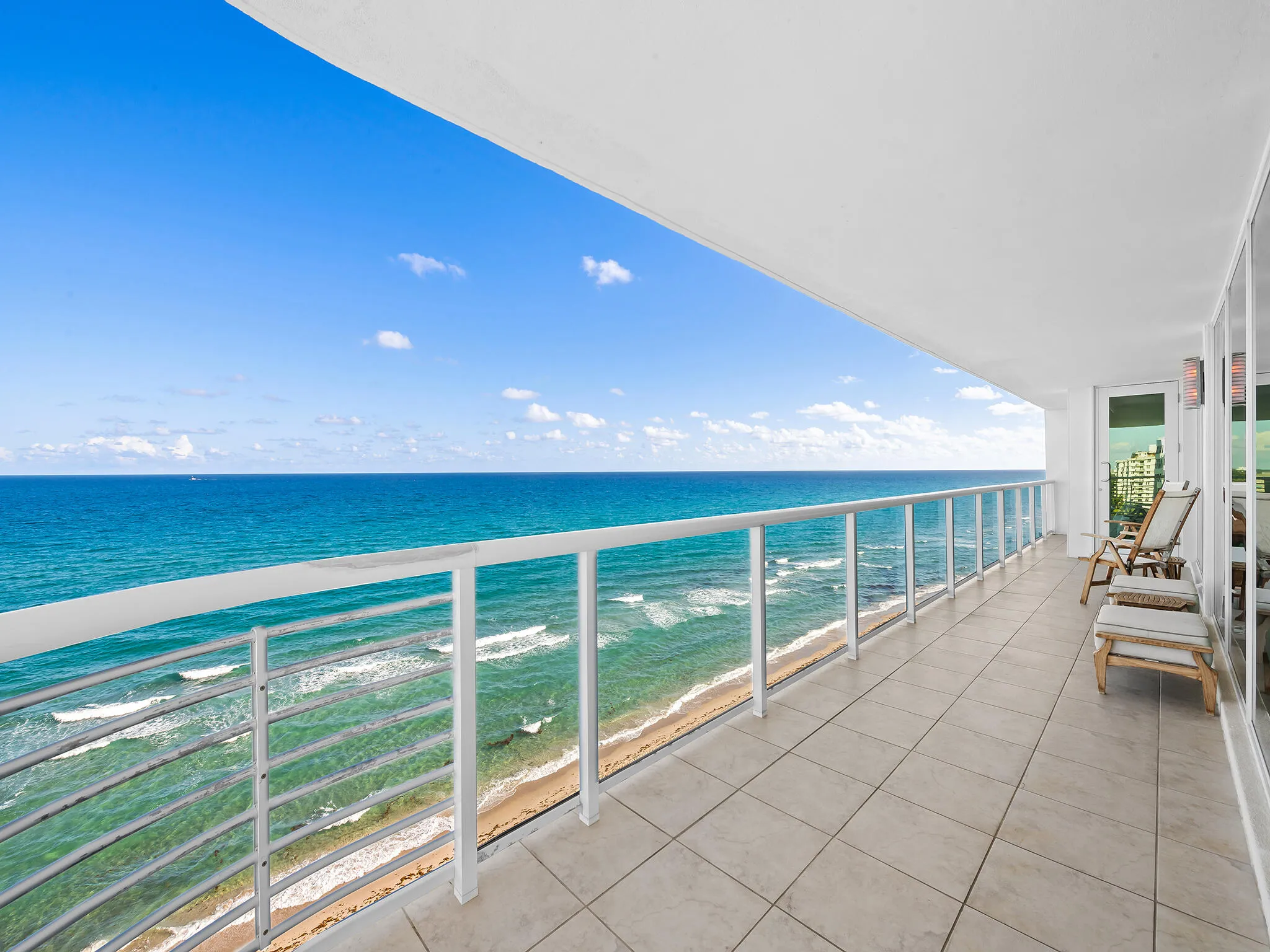 Wrap around balcony