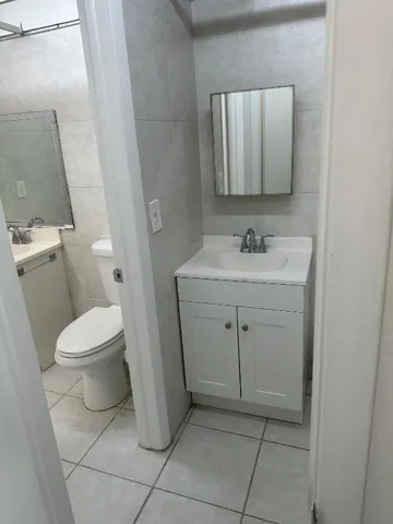 Bathroom (2)